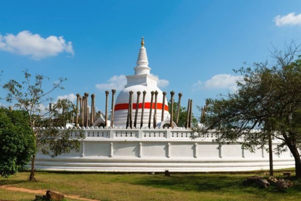 <span> Day 03 </span>Anuradhapura