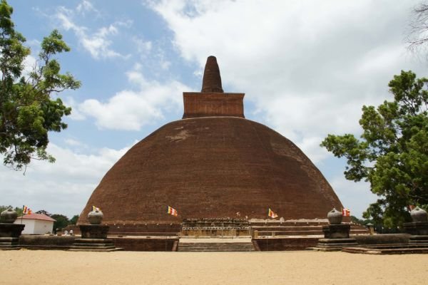 <span> Day 2</span>Anuradhapura