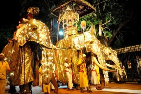 Kandy Esala Perahera